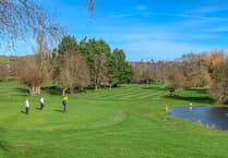 Downes Golf Club: The stripes as back!