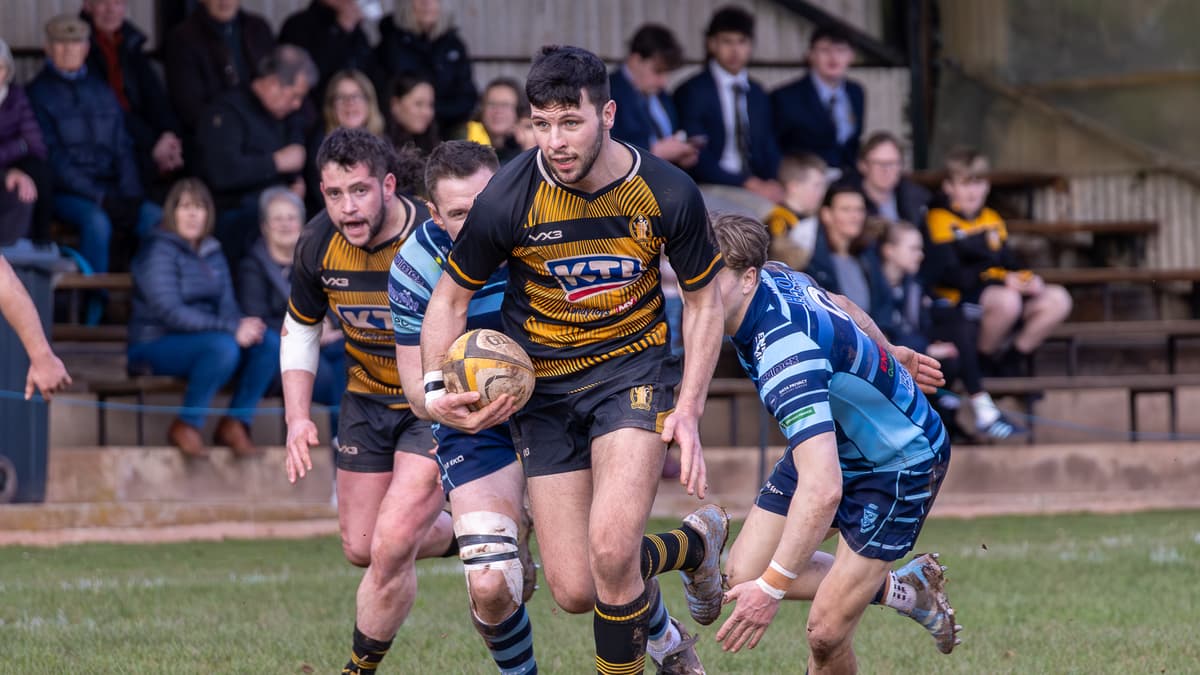 Tiverton Rfc Rivals Tiverton edge past Crediton RFC 1st XV in fierce rugby clash ...