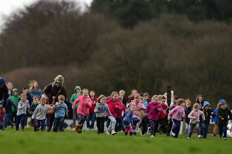 Children take to the racecourse for a race up the course on family day. -Pony Race 1-  - Photo MANDATORY BYLINE: Phil Mingo/Pinnacle - Tel: +44(0)1363 881025 - Mobile:0797 1270 681 - VAT Reg No: 183700120 - 31/03/2015 - EQUESTRIAN - HORSE RACING - Exeter Racecourse, Exeter, Devon - NO UNPAID USE