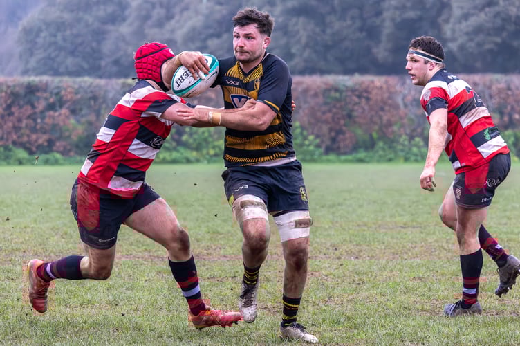 Jake Clarke slipping through the defence for the 1st XV