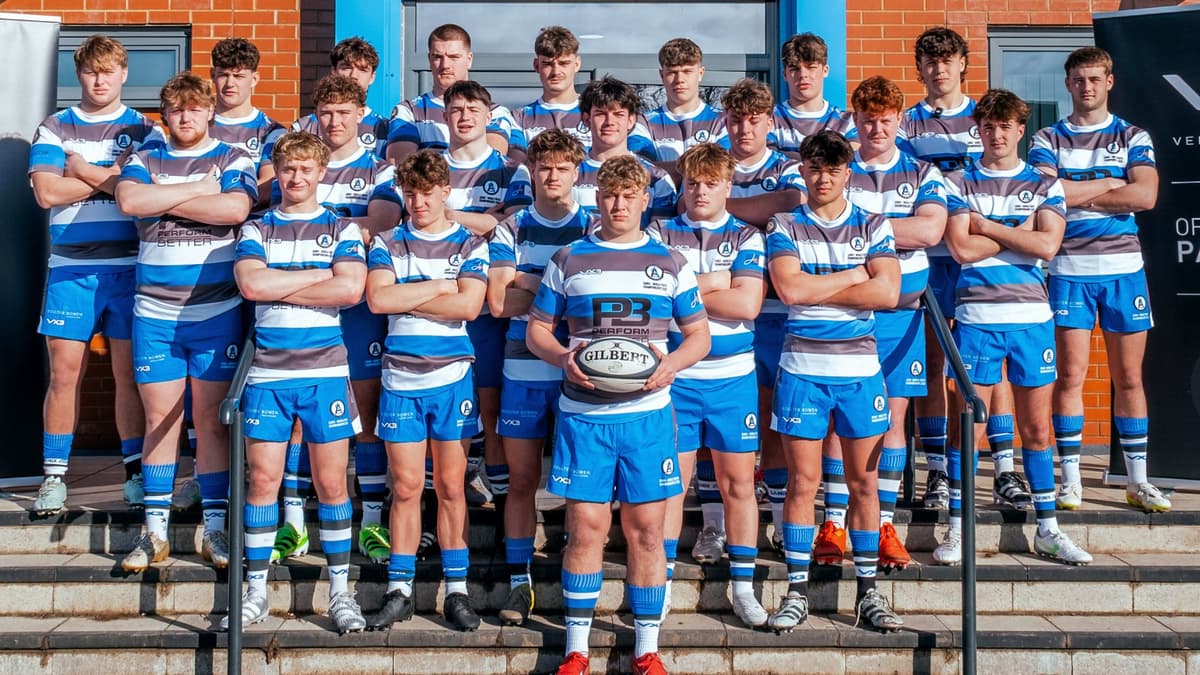 Rus Rugby Exeter Exeter College rugby players heading to Japan | creditoncourier.co.uk
