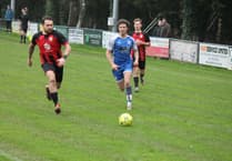 Leaders too strong for Kirton