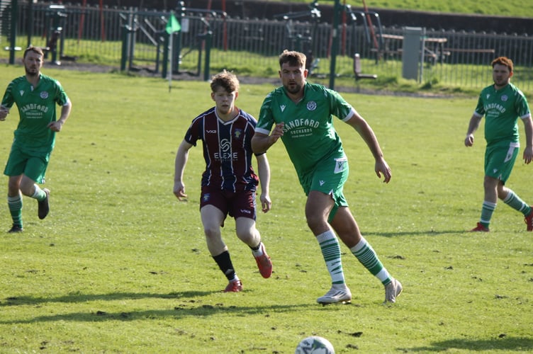 Sandford triumphed in the game against Tedburn St Mary.  AQ 1121
