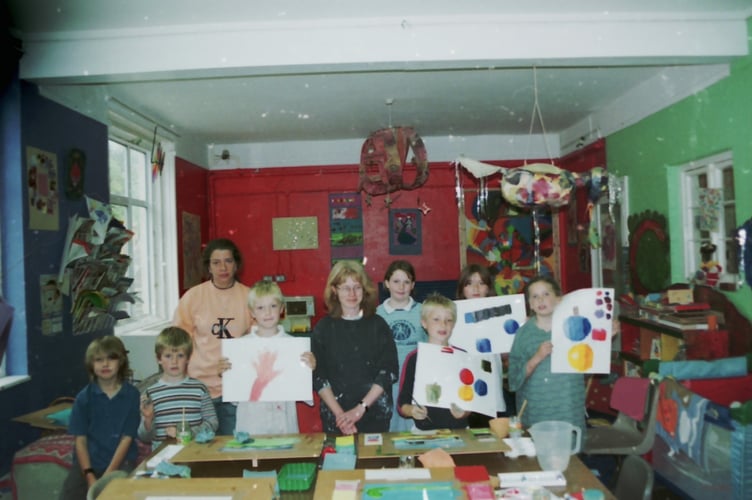 Some who went along to five weeks of painting for children, parents and carers held at Crediton Family Centre in June 2005. DSC00384