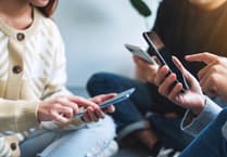 Devon councillors welcome under-16 social media ban plans