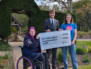 Crematorium donates £17,000 to North Devon Hospice
