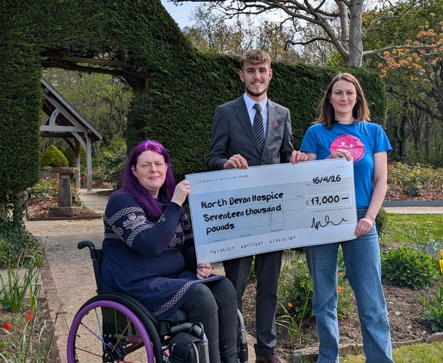 Crematorium donates £17,000 to North Devon Hospice
