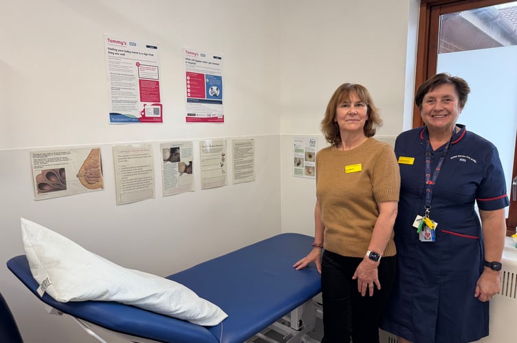 Sue Murrin, Community Midwife, left, and Pauline Bonner, Clinical Midwifery Manager, in the new midwifery room at Crediton Hospital.  AQ 8392

