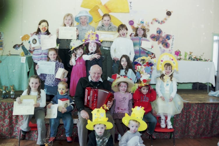 Prizewinners at an Easter Eggstravaganza held in Yeoford, with Bill Murch and Lady Mills who presented prizes in April 2006. DSC01143