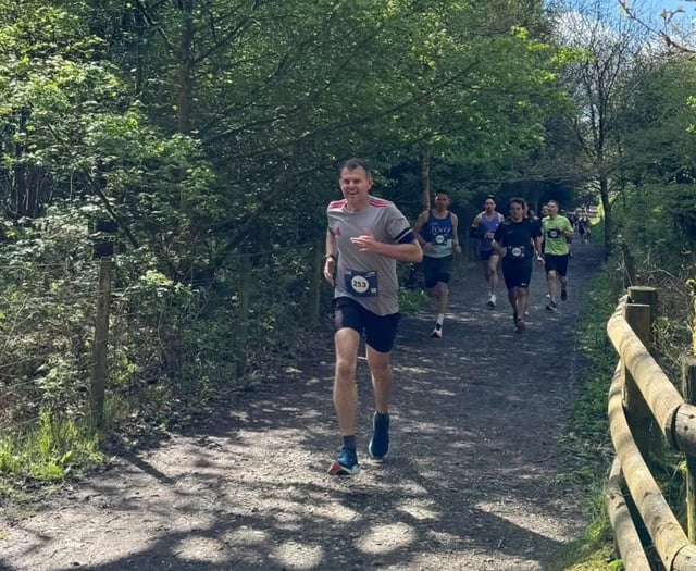 Run raises thousands for air ambulance
