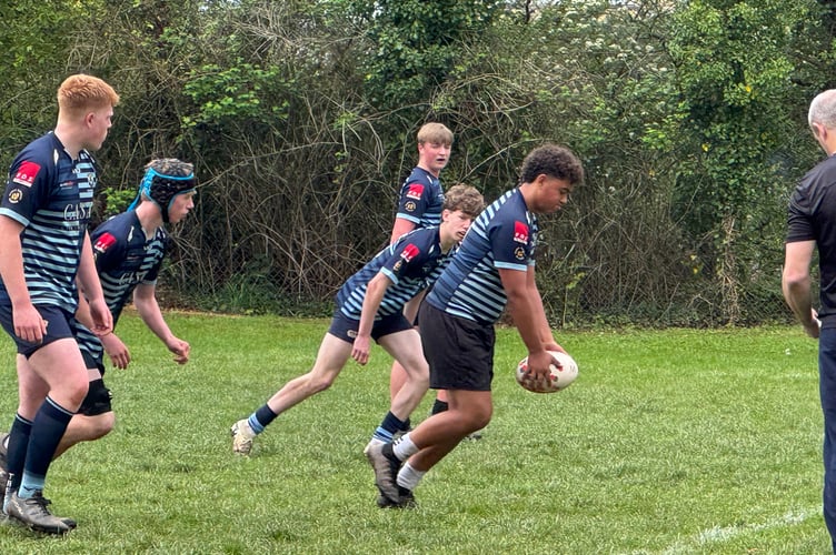 Exeter A with the ball.  AQ 9540
