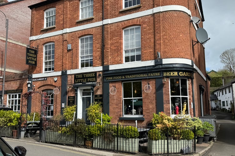The Three Little Pigs in Crediton. AQ 8437