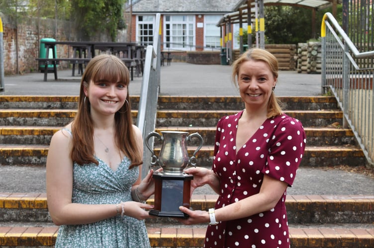 Freya Parsons won the Old Scholars' Cup for Outstanding Contribution to the English Department