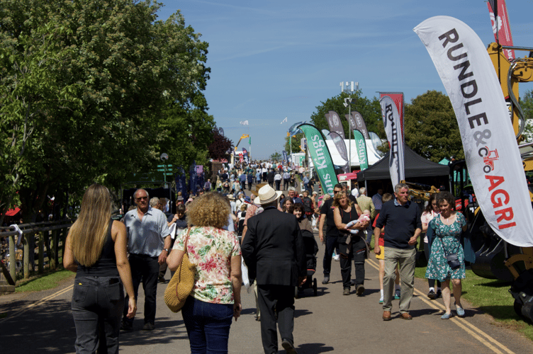 A busy avenue at the show
