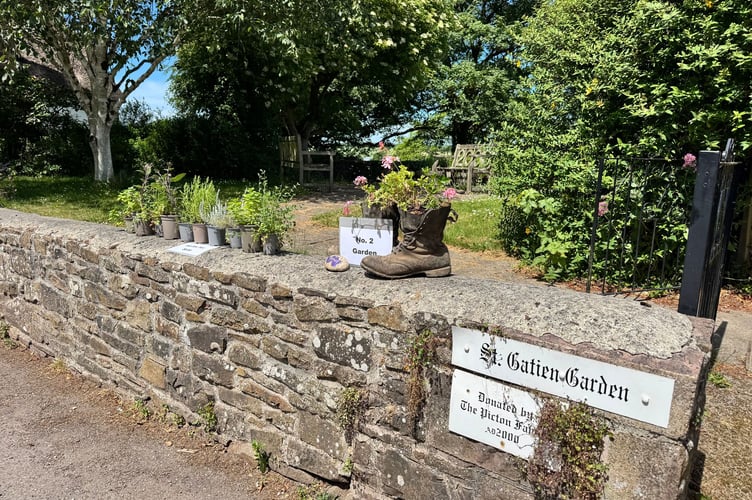 St Gatien Garden was open to the public during the event. AQ 2276