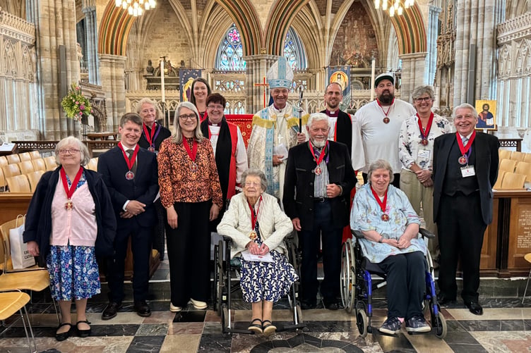 The Bishops of Exeter, Crediton and Plymouth with the St Boniface Award recipients. AQ 2785