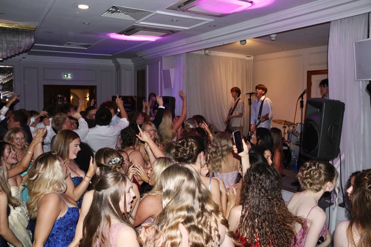 Students loved QE band Burnt Daylight's covers of popular music