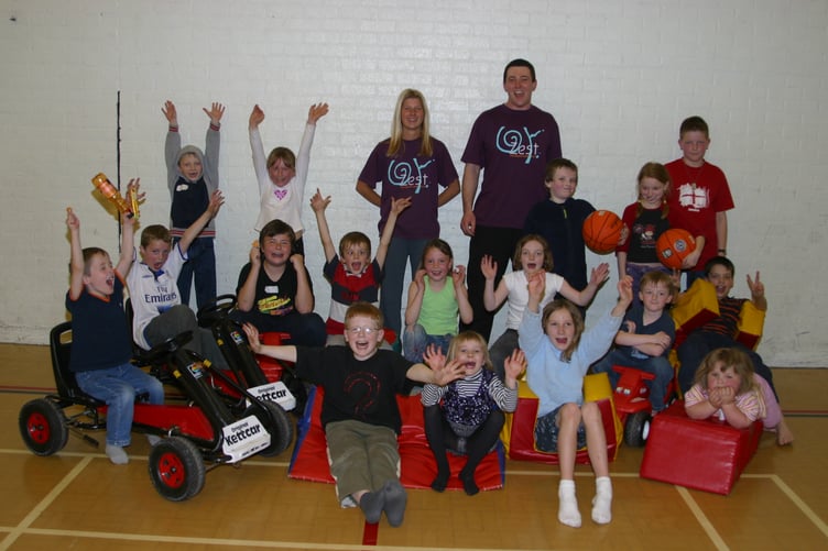 Lords Meadow Leisure Centre held Easter fun and games for children in April 2004. 183-8301_IMG