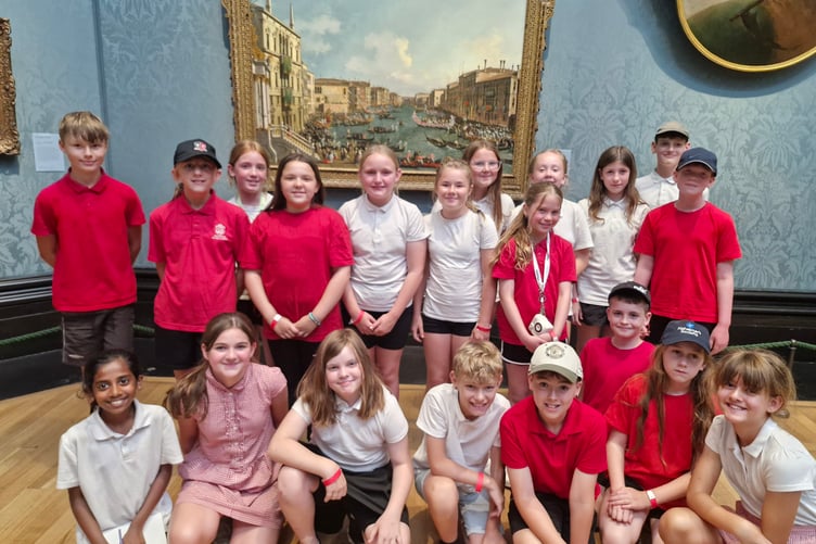 Hayward’s Primary School pupils during their trip to London.
