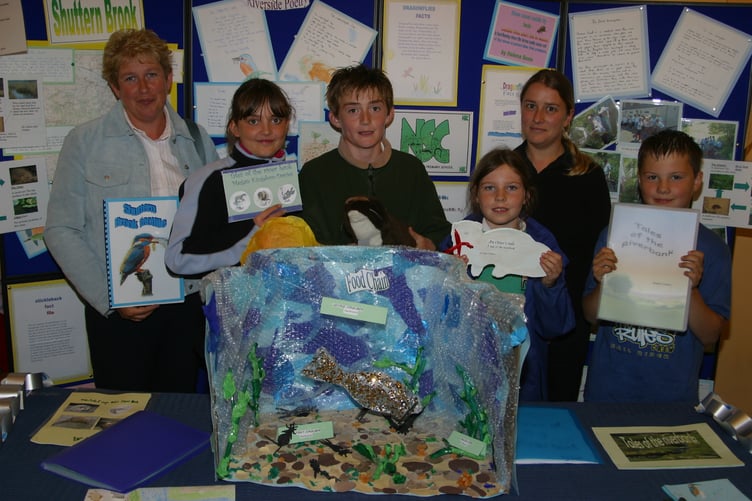 Newton St Cyres Primary School took part in the annual Kingfisher Awards in July 2004. 200-0081_IMG