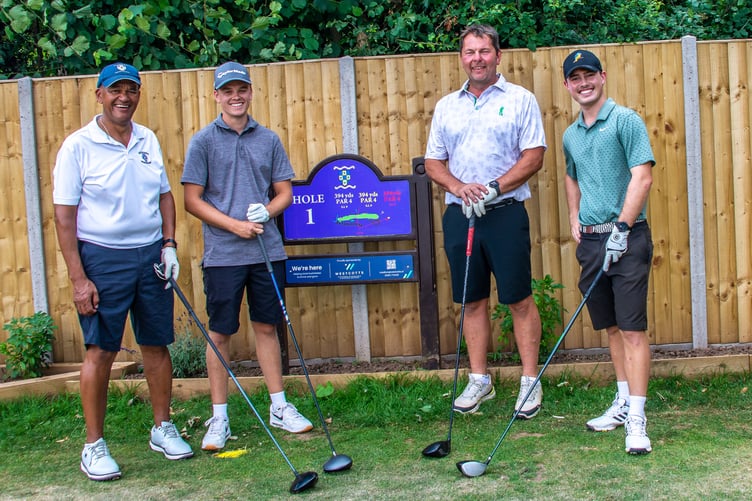 Gerald Abdoll, Kieran Perry, Eddie Yendle, Adam Small (Other teams on Downes SM).