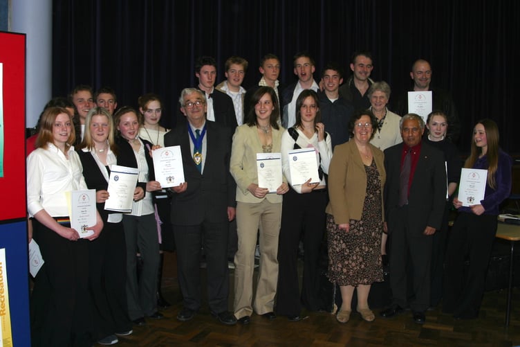 QECC Bronze Duke of Edinburgh Award recipients with County Councillors Michael Lee and Margaret Squires, DofE trustee Rex Rozario in March 2004. 180-8061_IMG
