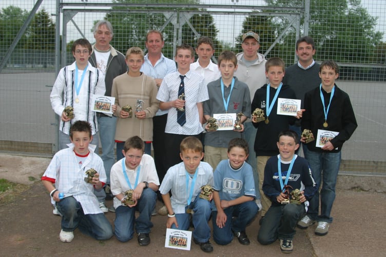 Crediton Youth FC Under 13s with Exeter City goalkeeper Martin Rice, who presented the awards. 256-5694_IMG