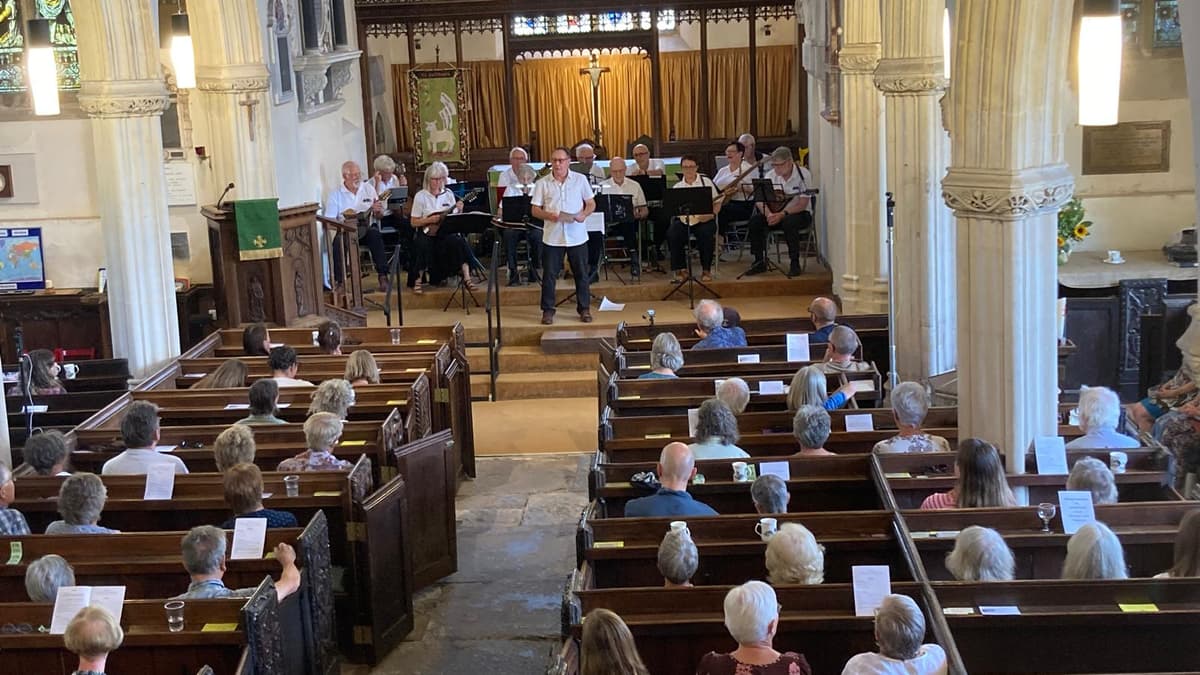 £1,000 raised at Sandford Summer Concert