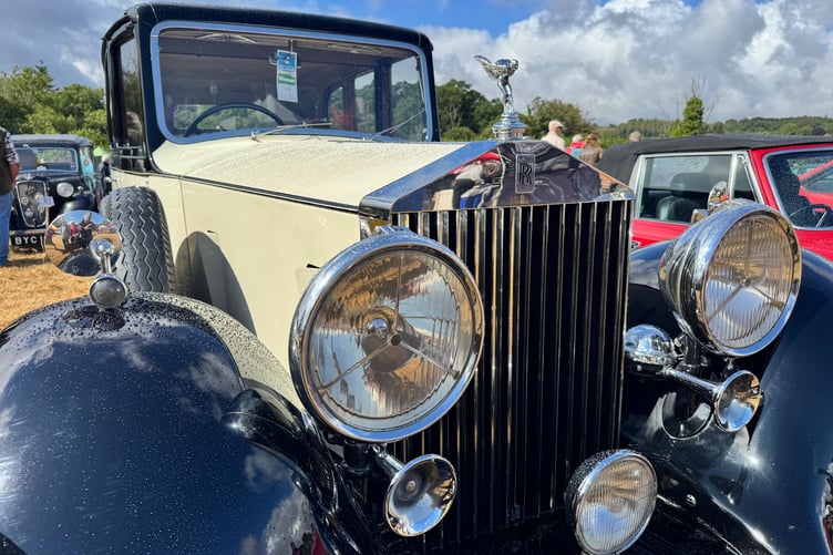 A Rolls Royce in the vintage section. AQ 9366