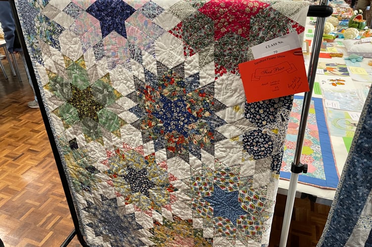 Anne Commin's quilt won first prize