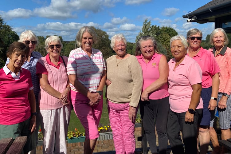 Downes Crediton Golf Club Ladies in Pink.