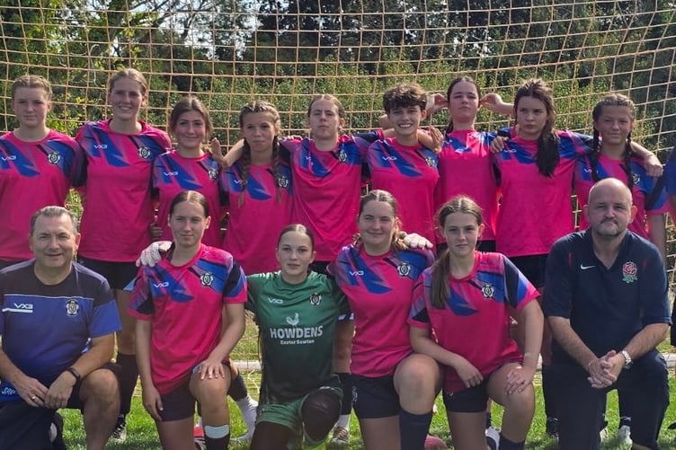 Crediton Youth U16 Girls.