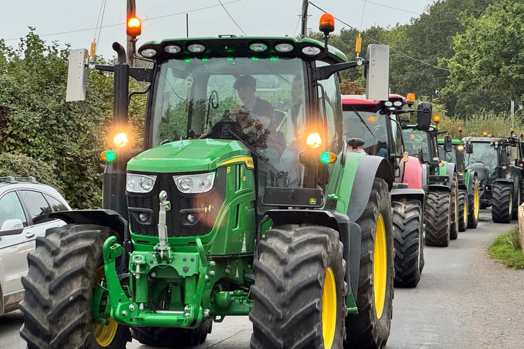 Tractors on the Nathan Saunders Memorial Run. AQ 2048