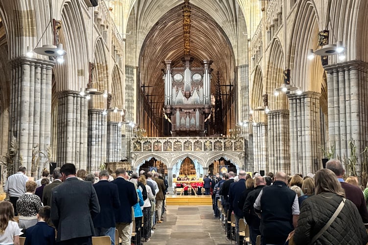 A full Exeter Cathedral for the Harvest service. AQ 2772