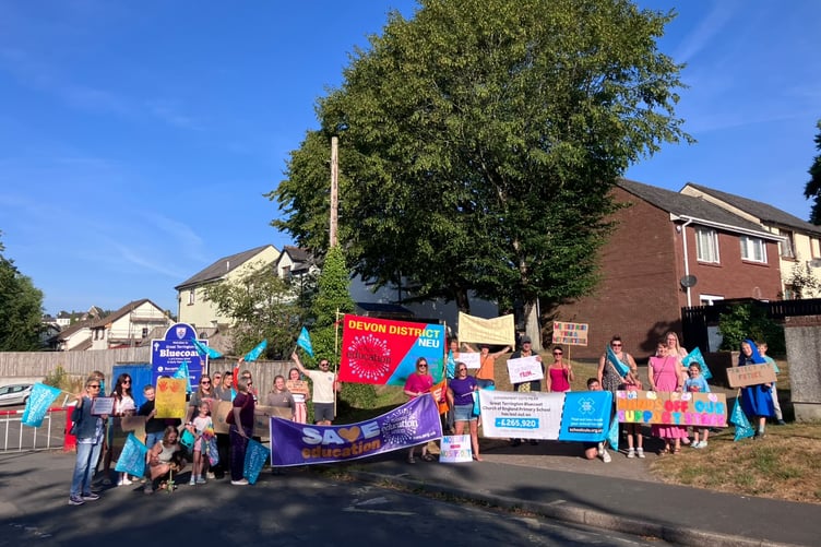 The NEU picket line outside Great Torrington Bluecoat Primary School.