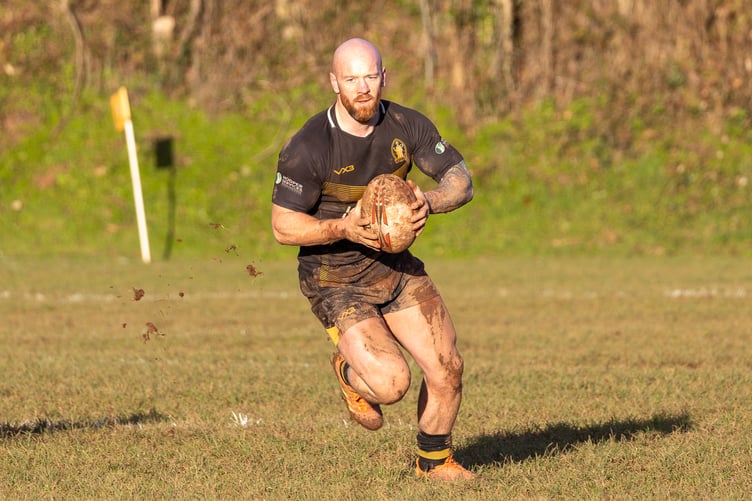 Jordan Pring in possession for the 2nd XV