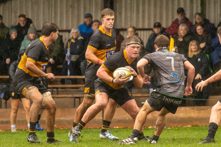Will Crang staring down the Ivybridge defence